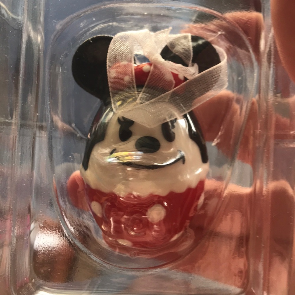 Hallmark Keepsake Minnie Mouse Egg